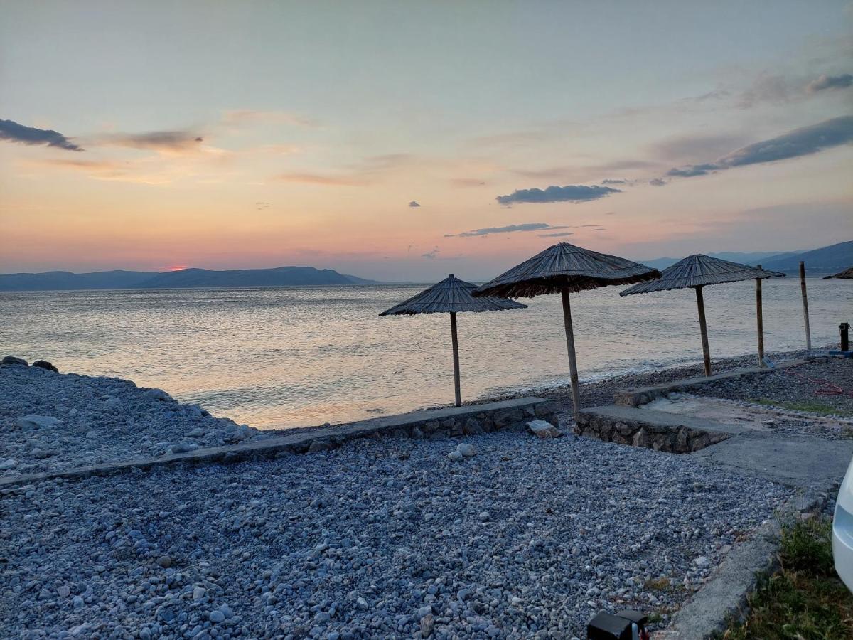 Mobile Home Luna Senj  Exterior foto